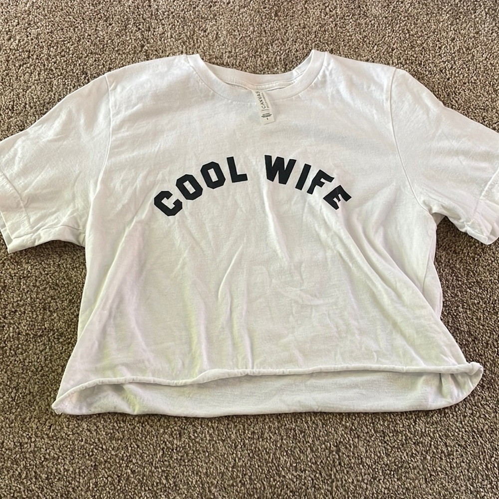 Cropped tee